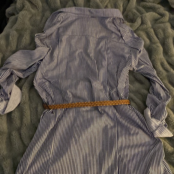 Blue and white stripes dress with string around it (brown) - Picture 4 of 4